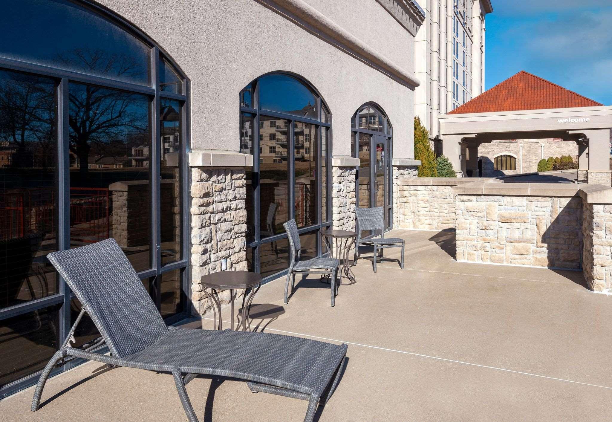 Hampton Inn & Suites Country Club Plaza Área metropolitana de Área metropolitana de Kansas City Exterior foto